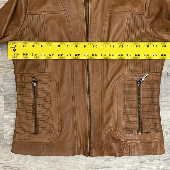 EUC - Bernardo Tan 100% Leather Women's Zip Front Racer Jacket Size Small - Picture 15 of 17